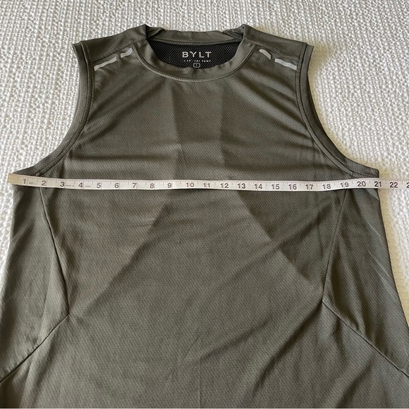 BYLT Basics Sleeveless Tank Top Men’s Size L Running Performance Olive Green - Picture 11 of 12
